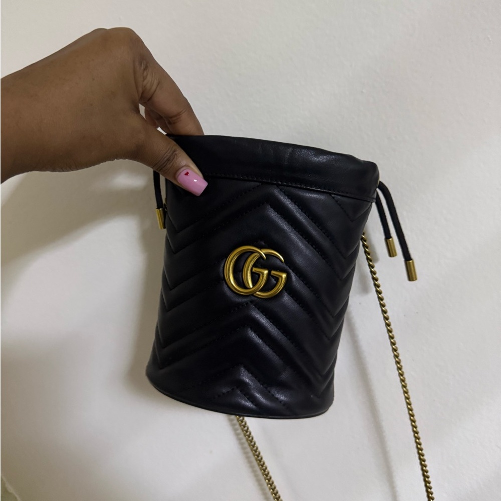 Gucci GG Marmont Bucket Bag